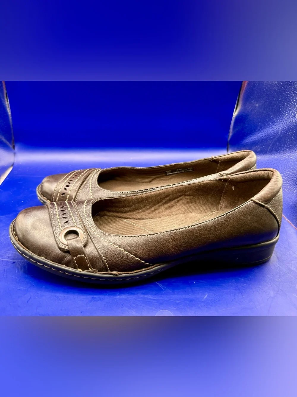 Clarks Bendables 62827 Womens Brown Leather Ballet Flats Perforated Grommet Slip